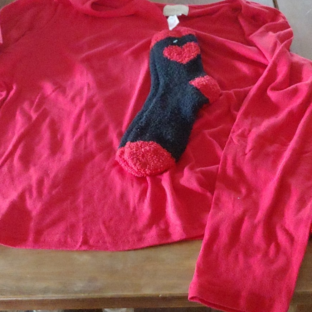 Red long sleeve cotton top with socks